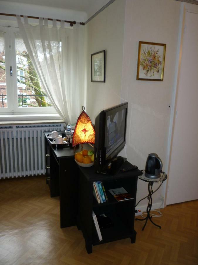 Bed and Breakfast Au Vieux Cedre Mouvaux Екстер'єр фото