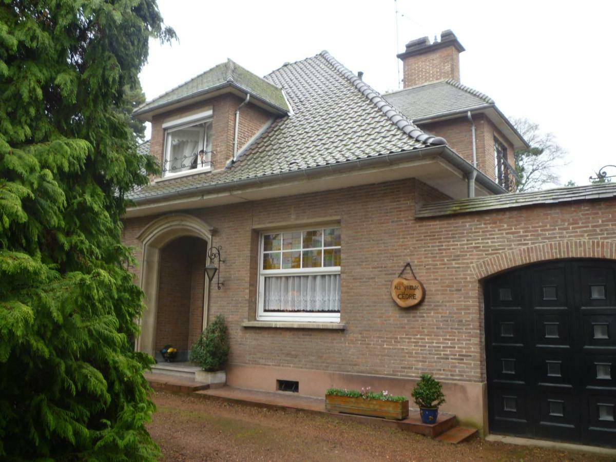 Bed and Breakfast Au Vieux Cedre Mouvaux Екстер'єр фото